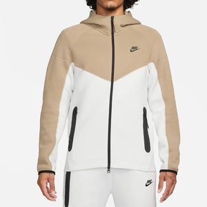 BRAND NEW MEN NIKE TECH SIZE XL